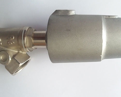 蒸汽、冷水气动阀